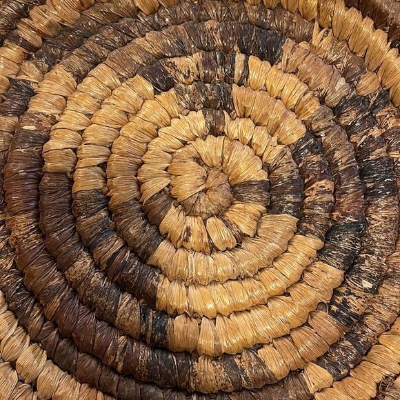 Boho jute woven decor wall hanging or tray round 14” diameter - Picture 2 of 3